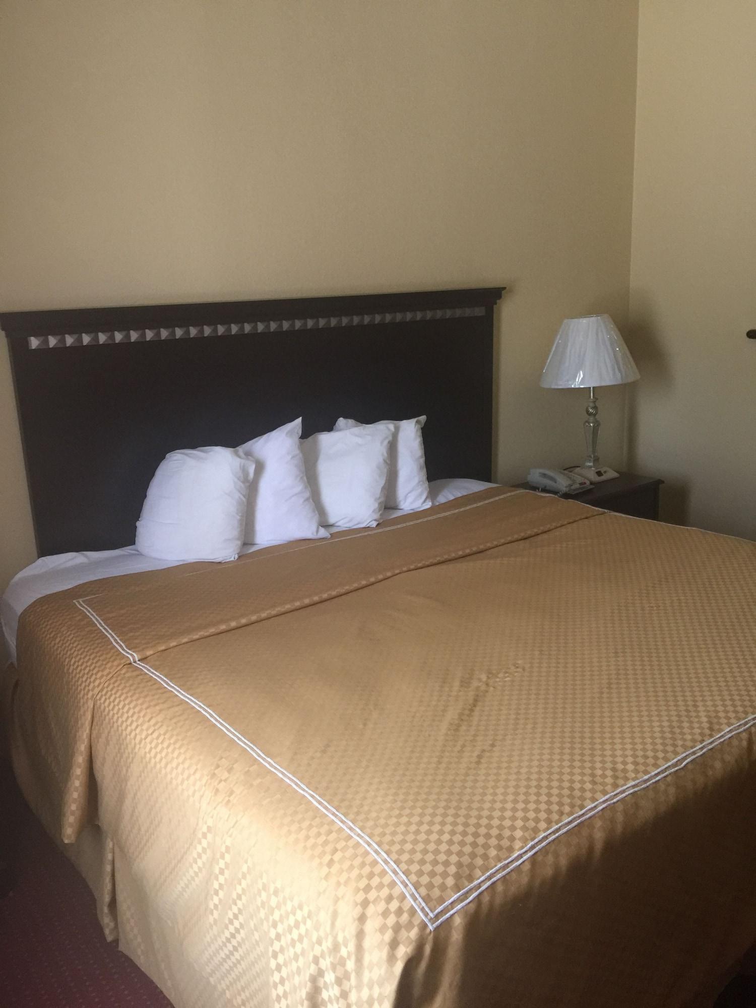 Comfort Suites Laredo Esterno foto