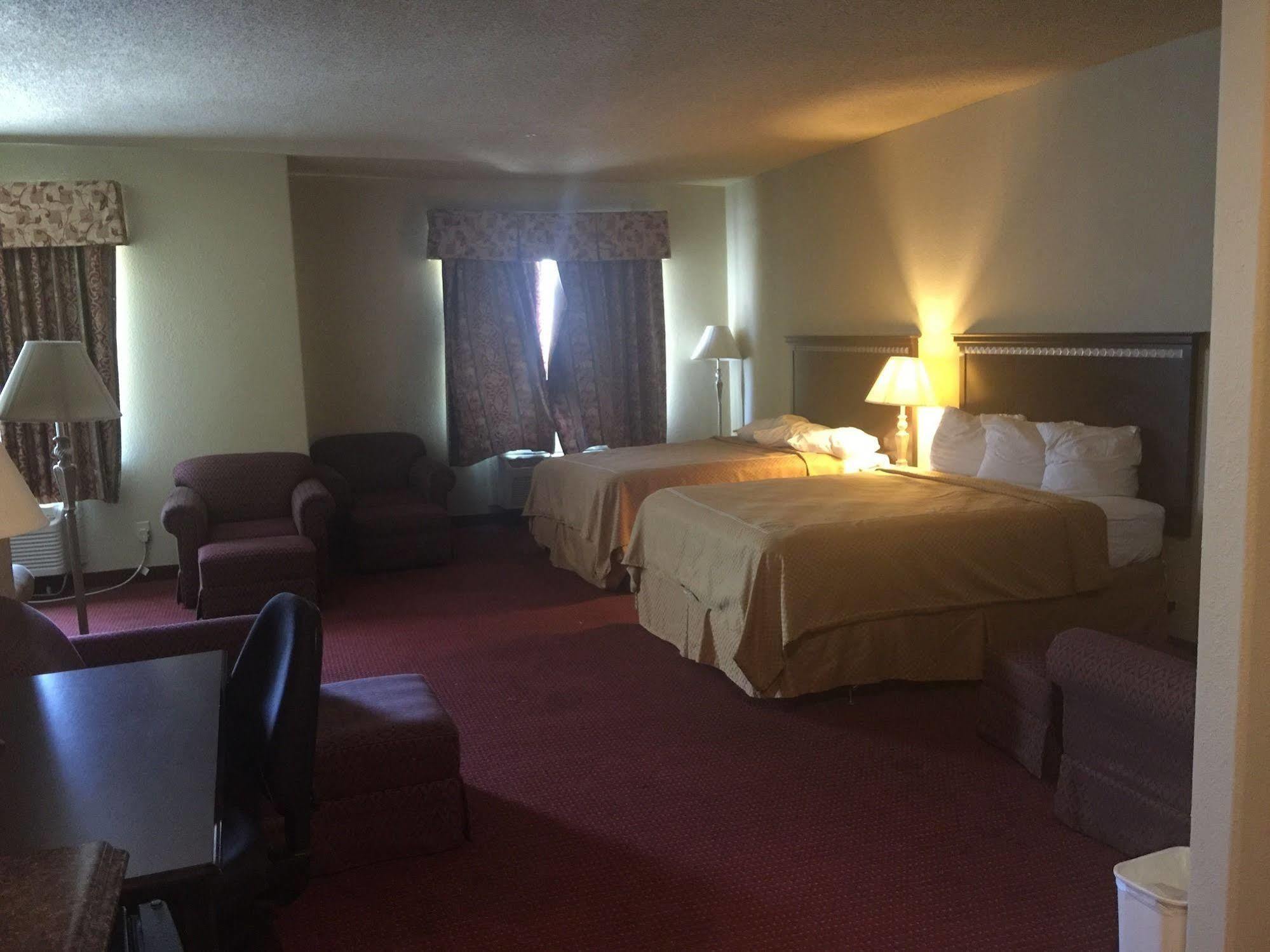Comfort Suites Laredo Esterno foto