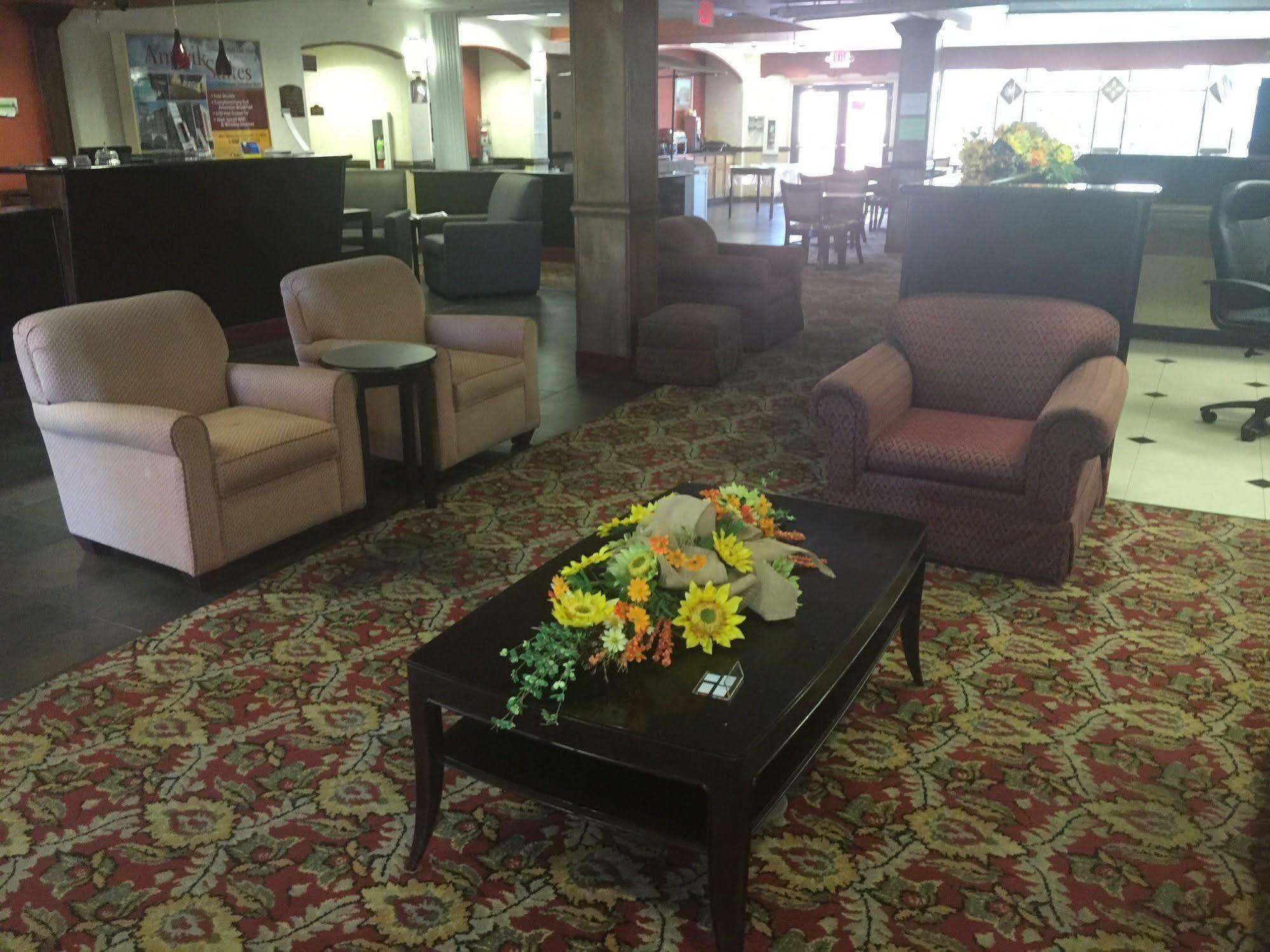Comfort Suites Laredo Esterno foto