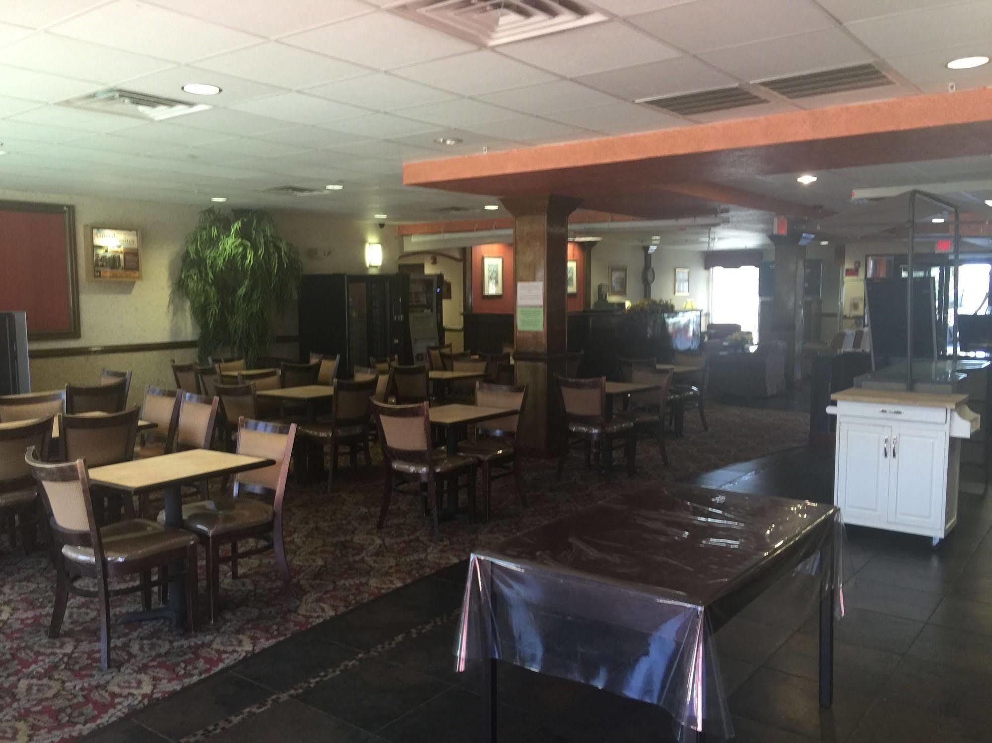 Comfort Suites Laredo Esterno foto